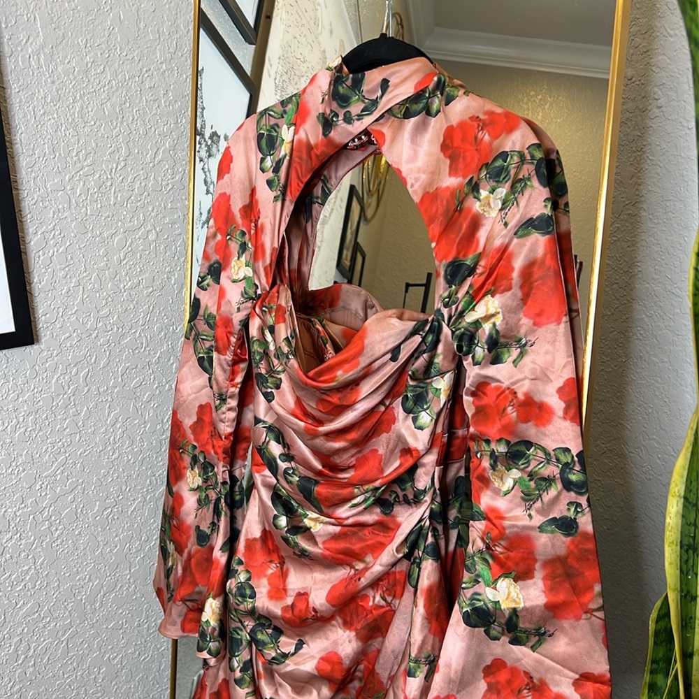 House of CB ‘Toira’ Satin Rose Print draped corset mini dress NWOT - Picture 12 of 12